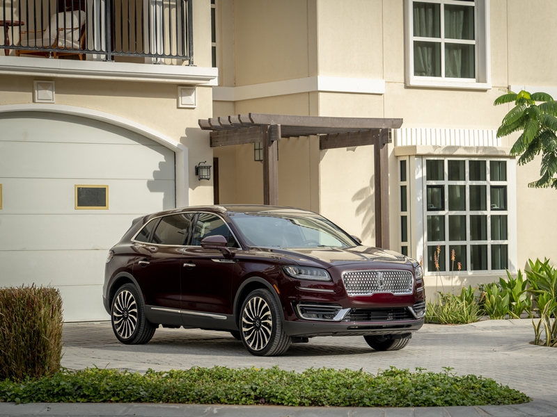 لينكون نوتيلوس الجديدة كلياً تصل إلى دولة الإمارات